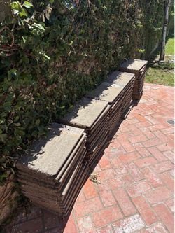 Concrete Roof Tiles qty 70