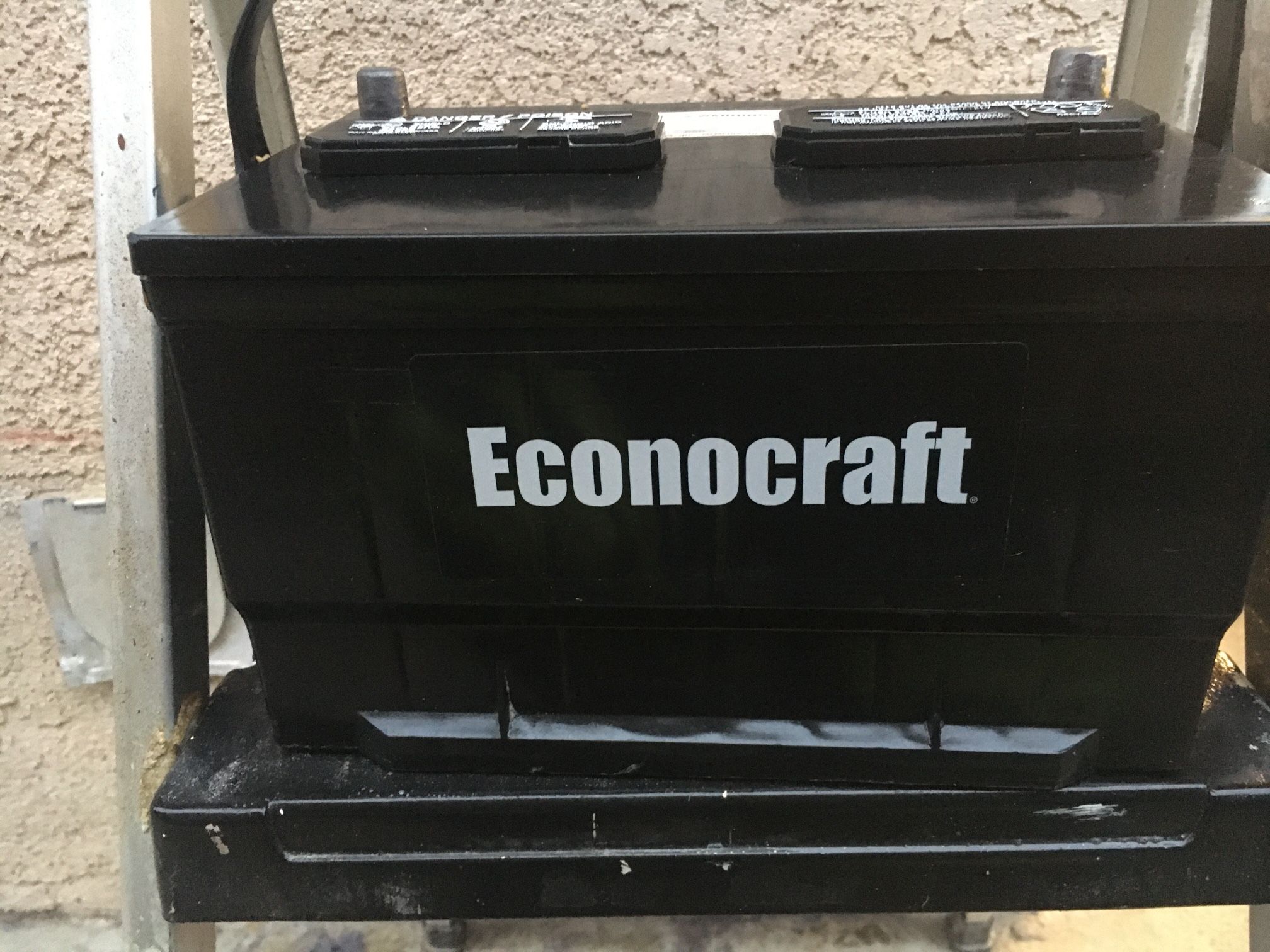 Econocraft Car Battery for Sale in Bakersfield, CA OfferUp