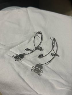 Skull Earrings