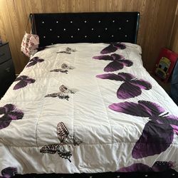  Bed frame And Headboard 