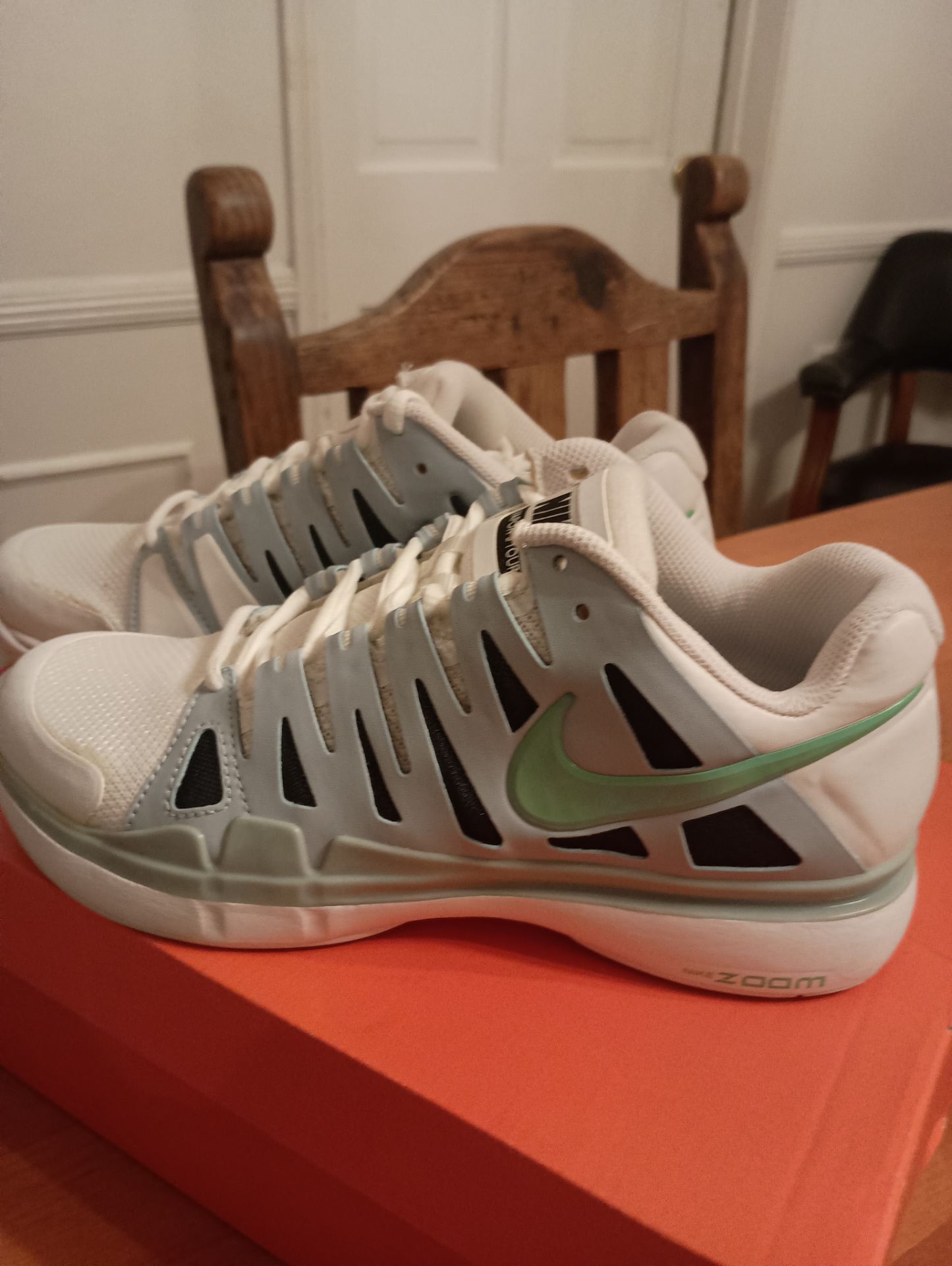 Nike zoom vapor sneakers, women's shoes, tennis shoes Size7.5
