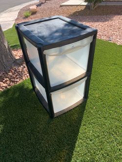 Plastic dresser