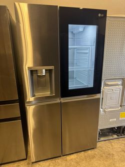 LG Refrigerator knock knock Side by Side used like new