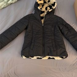 Girls Black Jacket With Hood And Faux Fur