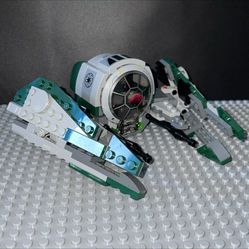 Lego Star Wars Yoda’s Starfighter 