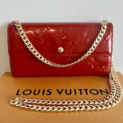 Louis Vuitton Authentic Wallet On chain 