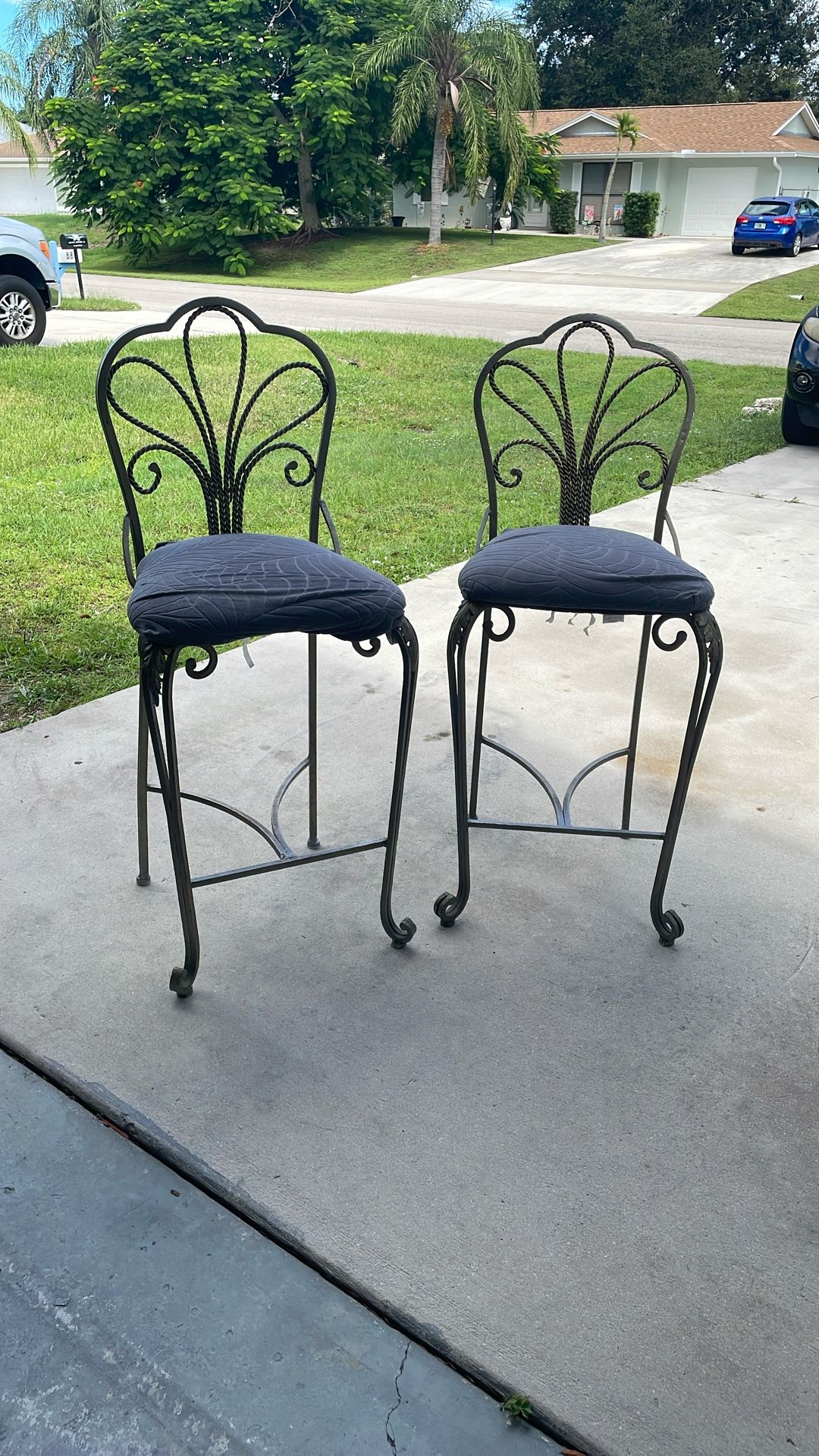 Used Bar Stools