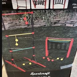 Ladderball Game (foldable & like brand new) Great for picnics and the beach ! 