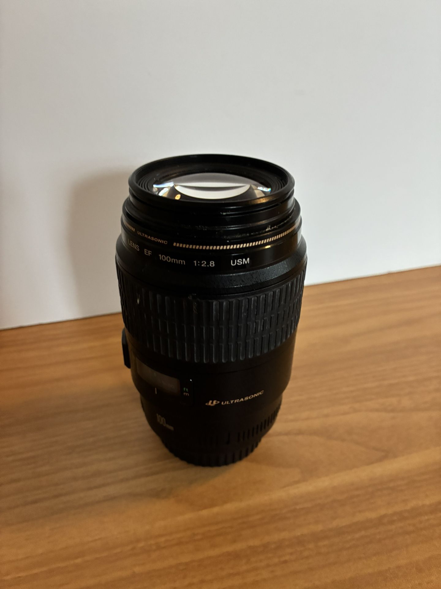 Canon 100mm Macro Lens