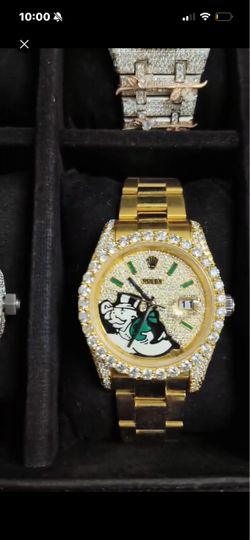 R-Watch