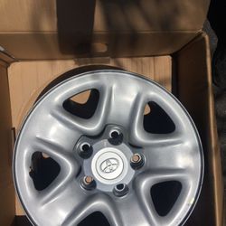 2014 -2018 Toyota Tundra New OEM 18” Rims set