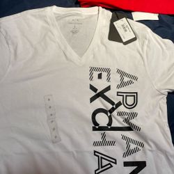 Armani Exchange V Heck Size Small Reg Fit 