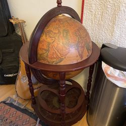 Globe Bar