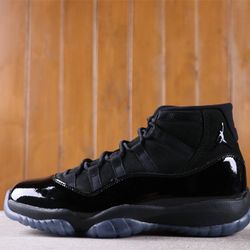 Air Jordan 11 “Cap and Gown” 