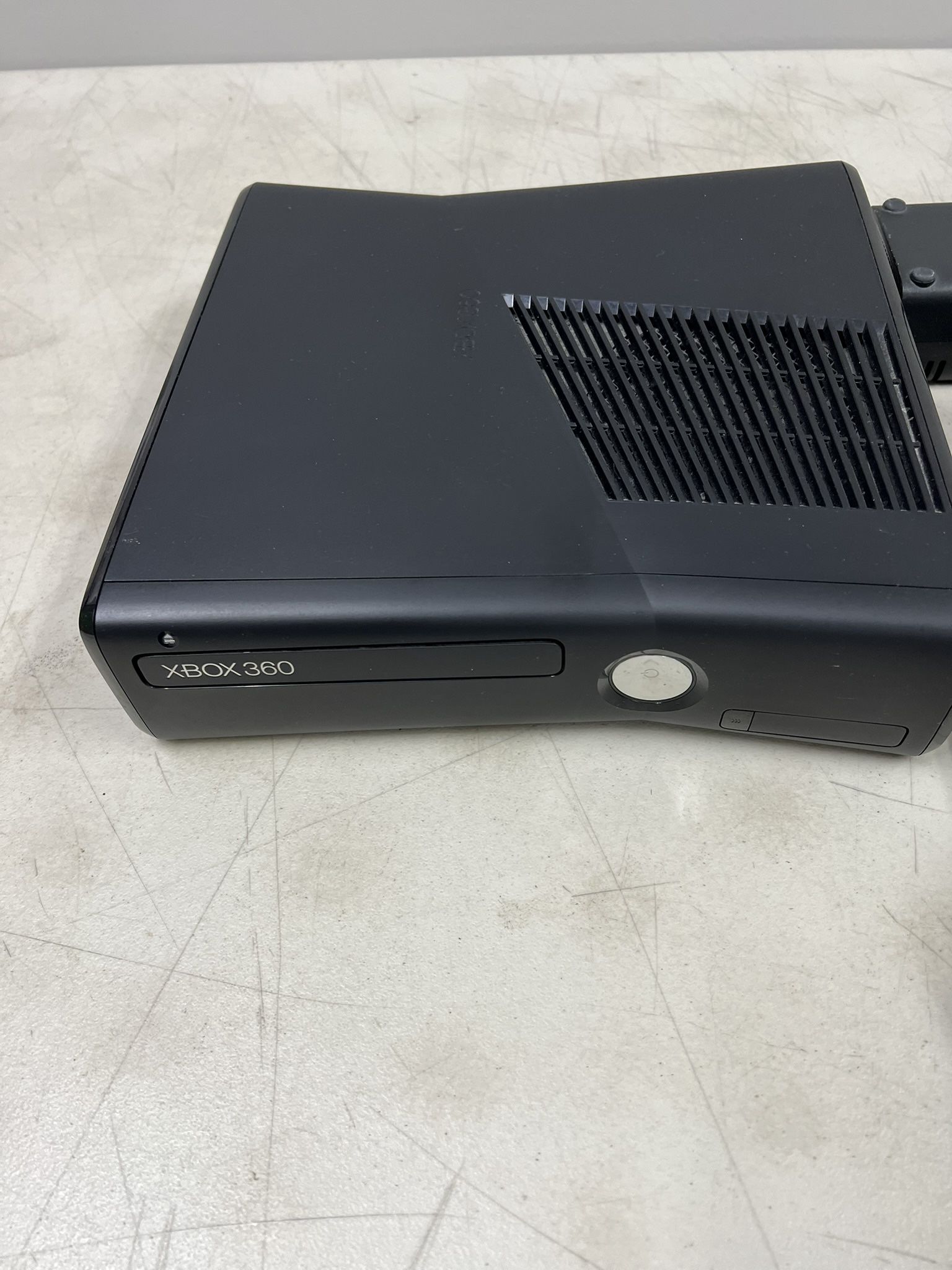 Xbox 360 With Two Controllers Like New