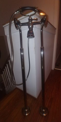 Brizo Floor Mounted Tub Filler & matching sink faucet