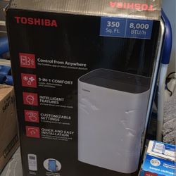 Like New Toshiba 8,000 (DOE) BTU Portable Air Conditioner Cools 350 Sq. Ft.