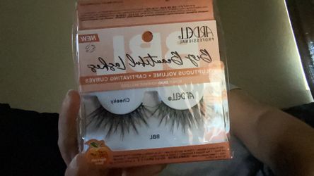 Ariel  big beautiful lashes