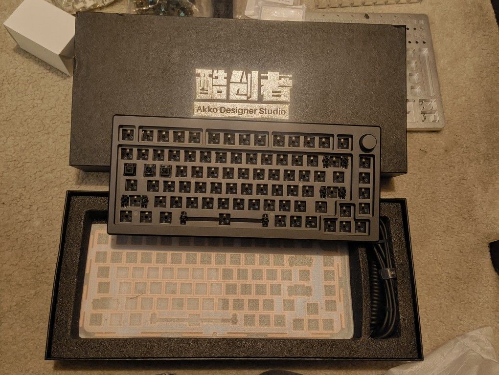 Akko Mechanical Keyboard And Switch Station Lot