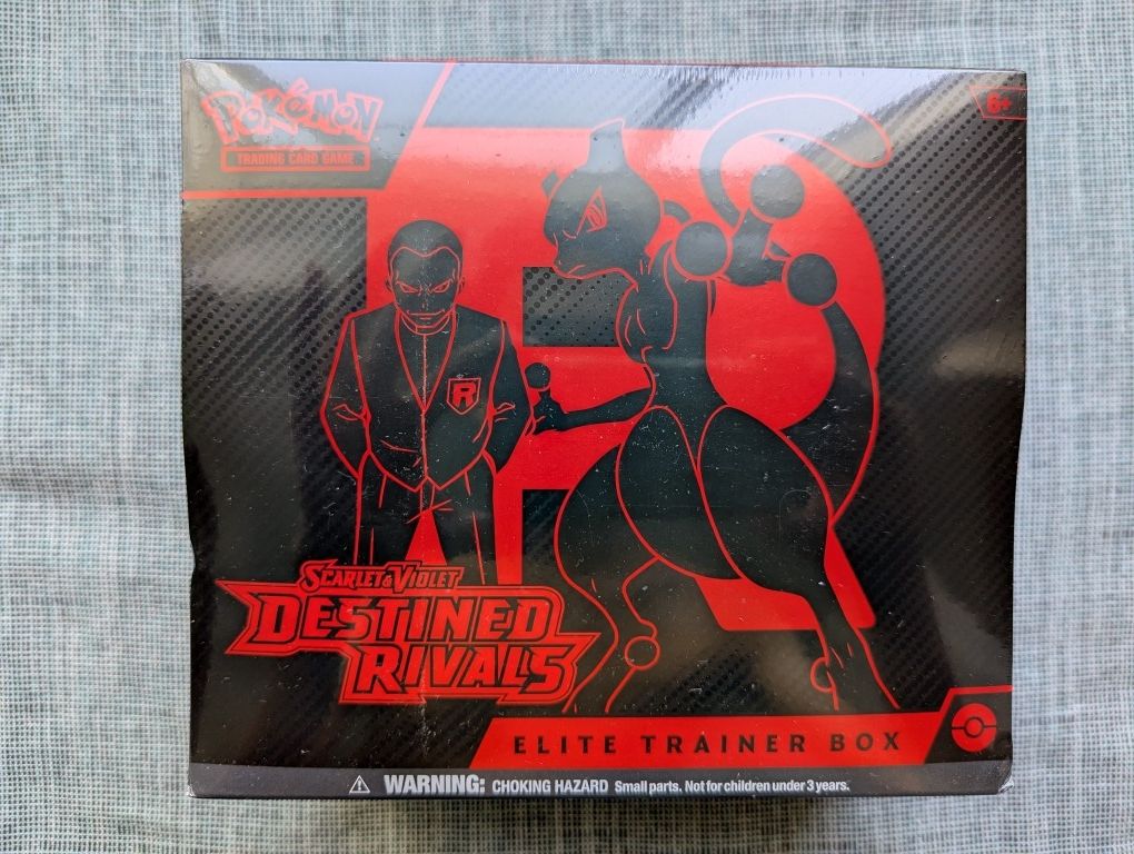 DESTINED RIVALS ETB
