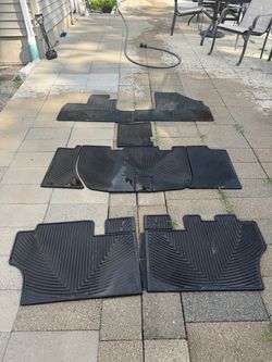 2008 Honda Odyssey floor mats!