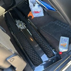 2008 Chevy 1500 Grill 