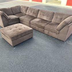 Super Comfy Brown Sectional Couch With Ottoman🔥🔥