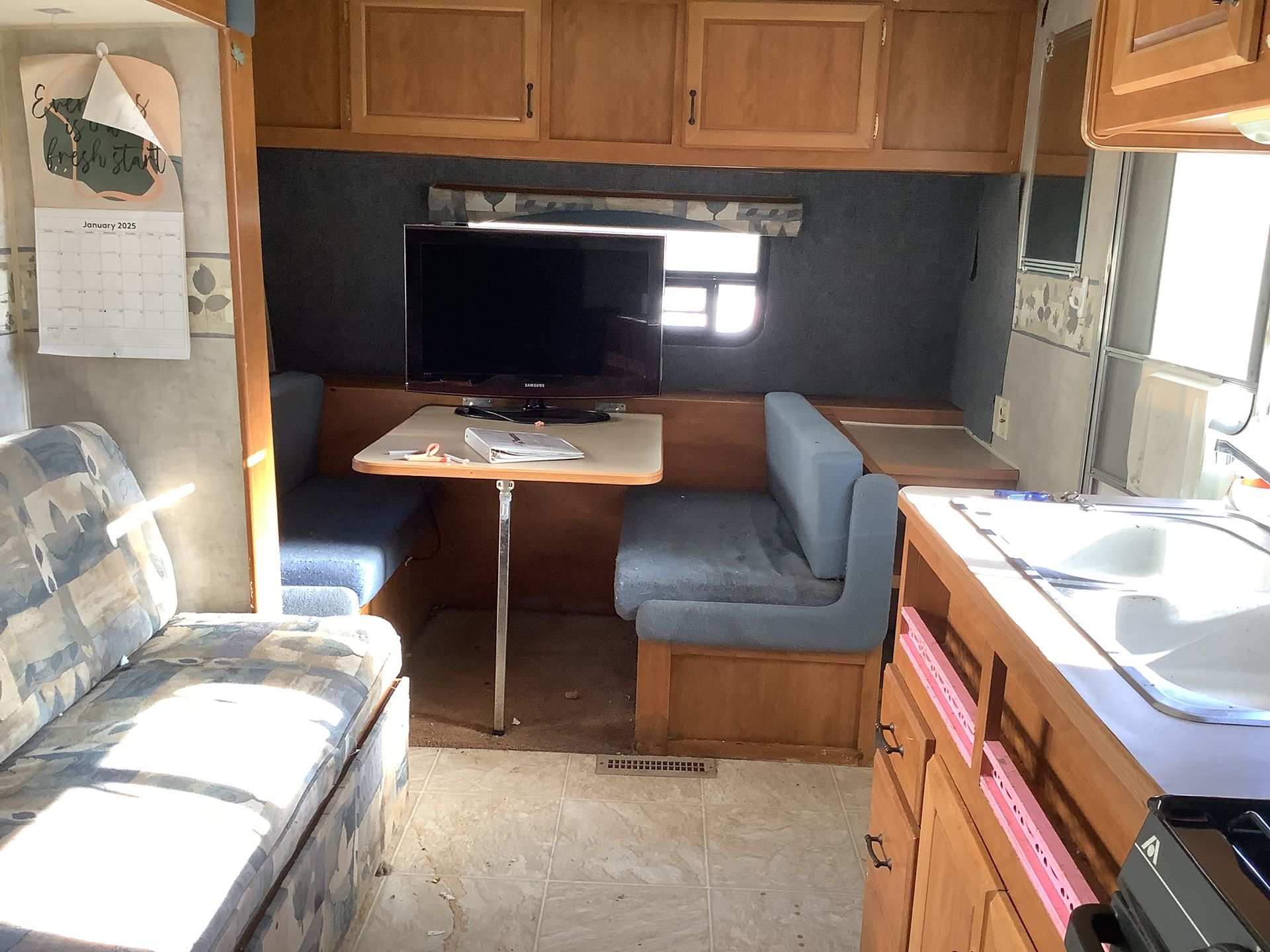 2013 24ft Mallard Travel Trailer