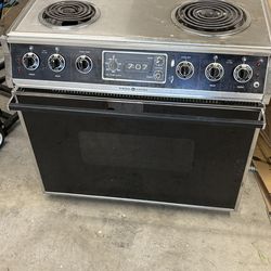 Vintage GE Stove
