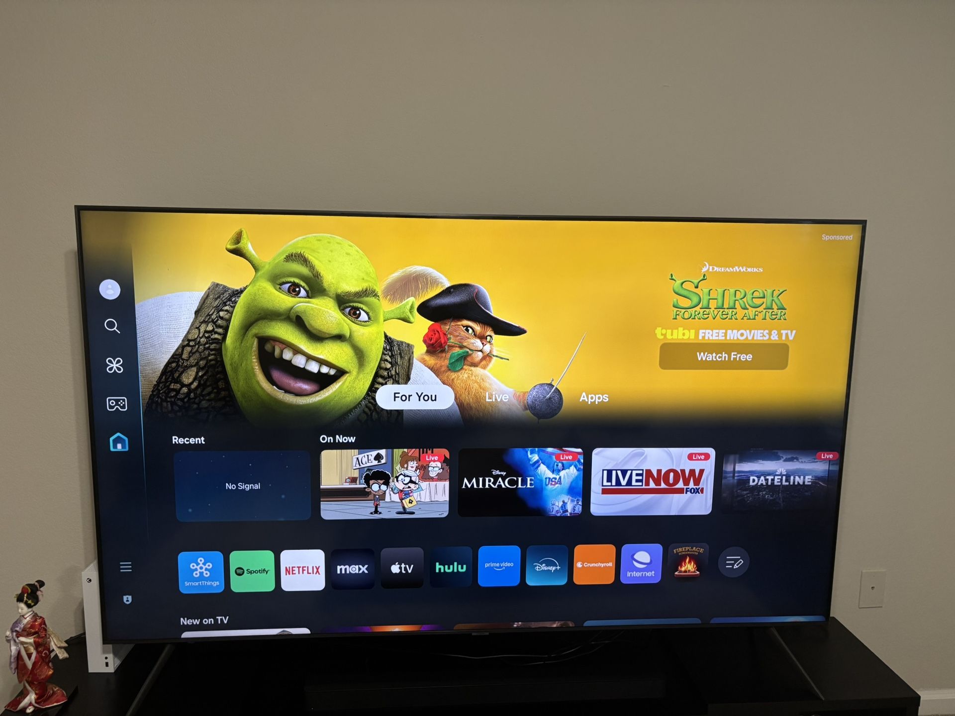 85” Samsung 4K TV + VIZIO Surround Sound + Modern TV Stand - Can Be Sold Separately OR Bundle Deal)