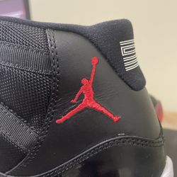 Air Jordan 11 Bred size 8