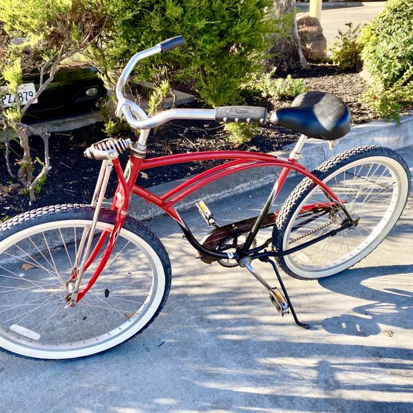 old schwinn beach cruiser