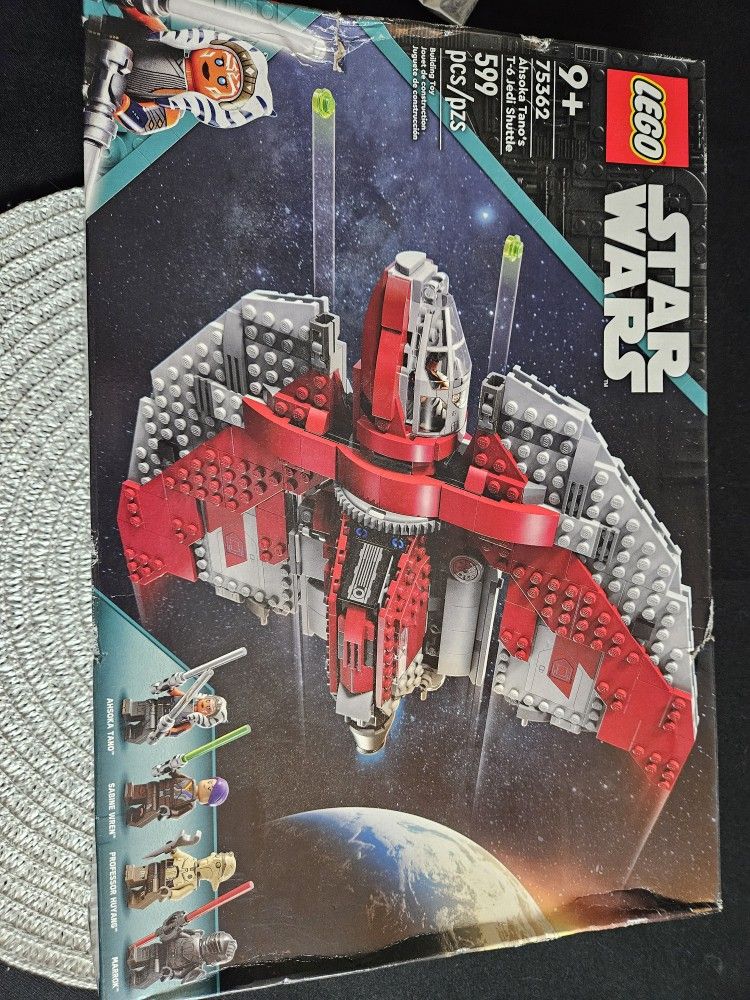 Ashoka Tano's T-6 Jedi Shuttle LEGO