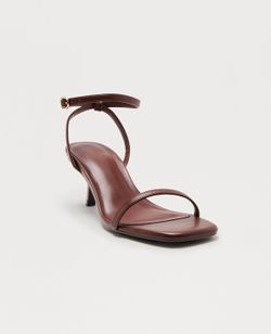 Fashion nova kitten heels size 6.5
