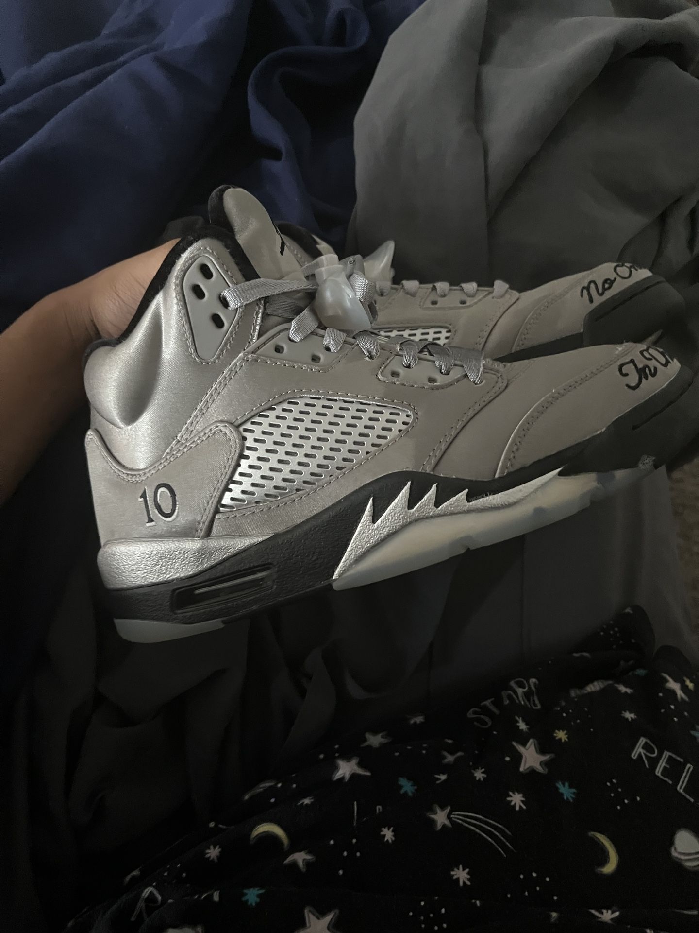 jordan 5 wings