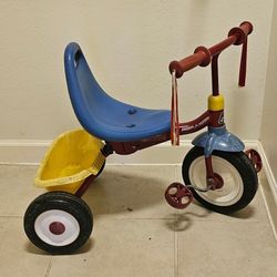 Radio Flyer Kids Tricycle 