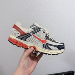 Nike Vomero 5 Blue And Red