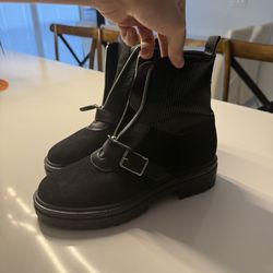 Gianvito Rossi Booties