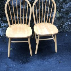 Very Good Condition Two Chairs 