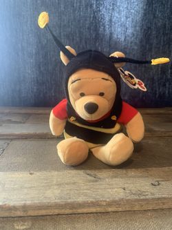 Winnie the Pooh Mousketoys The Disney Store Bumble Bee Pooh Mini Bean Bag 8” Retired 1998