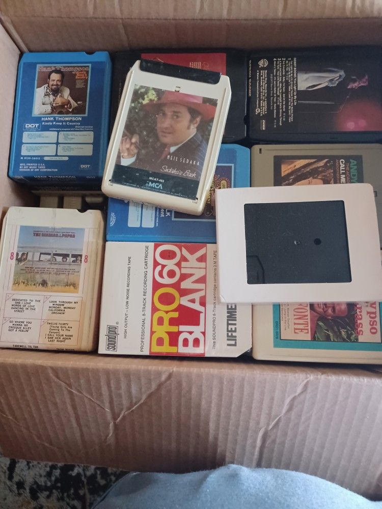 8 Tracks