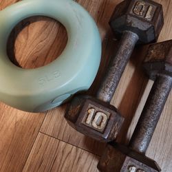 Dumbells & Kettle 