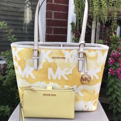 Nwt! Michael Kors Tote Purse And Wallet 