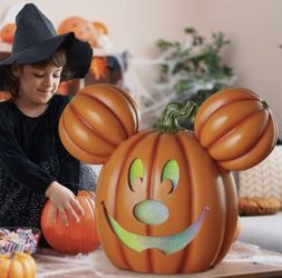 Halloween Mickey pumpkin