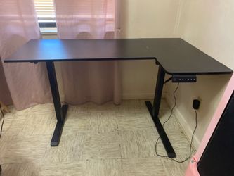 Black L-Shaped Standing Desk (Like new)