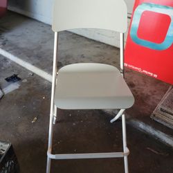 White Foldable Chair
