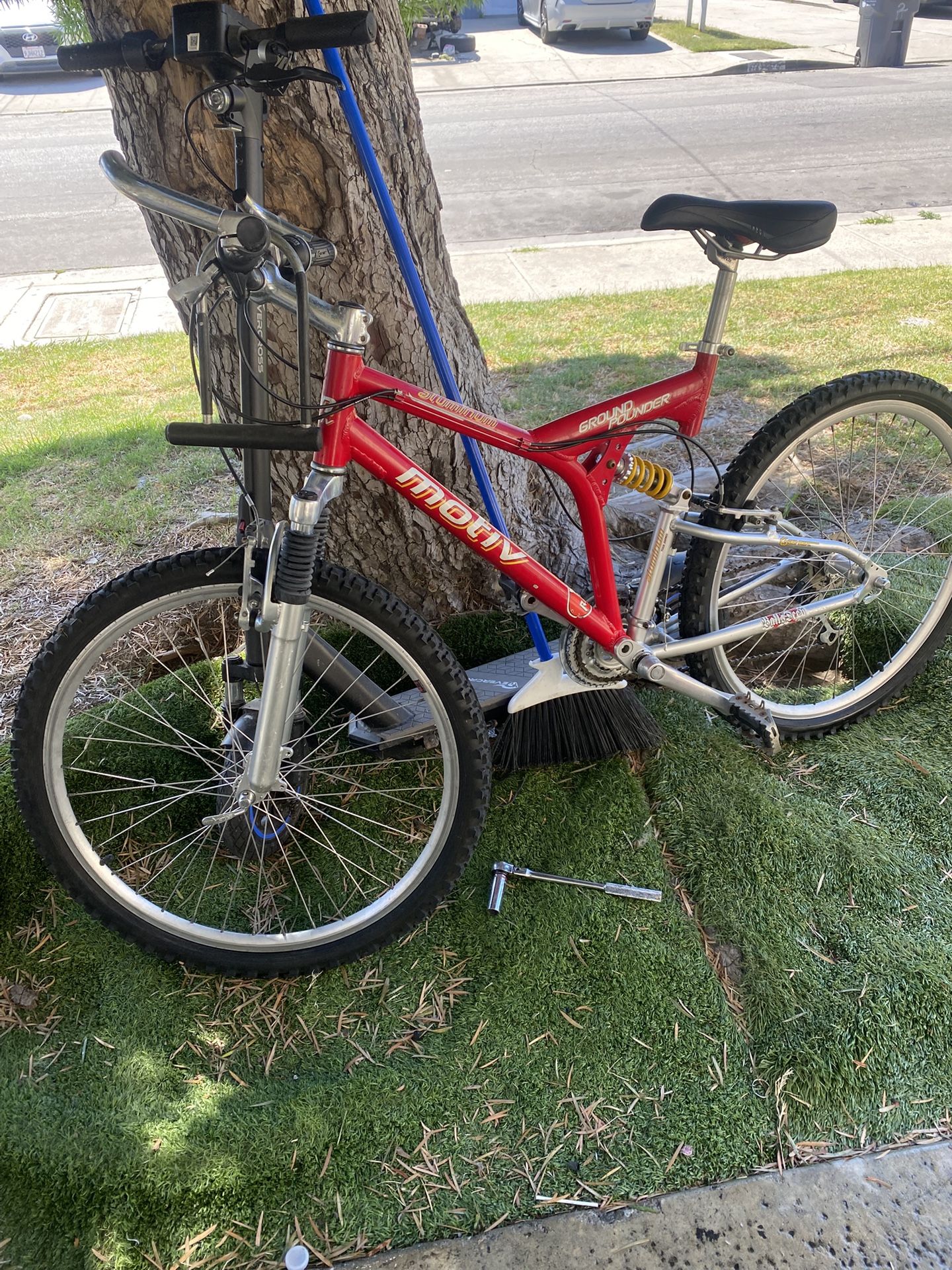 Motiv Full Suspension