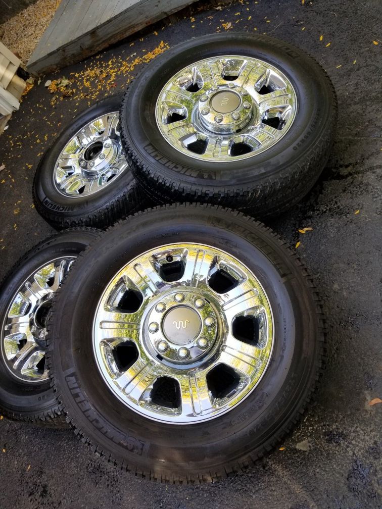 20" ford f250 king ranch super duty stock wheels tires great shape