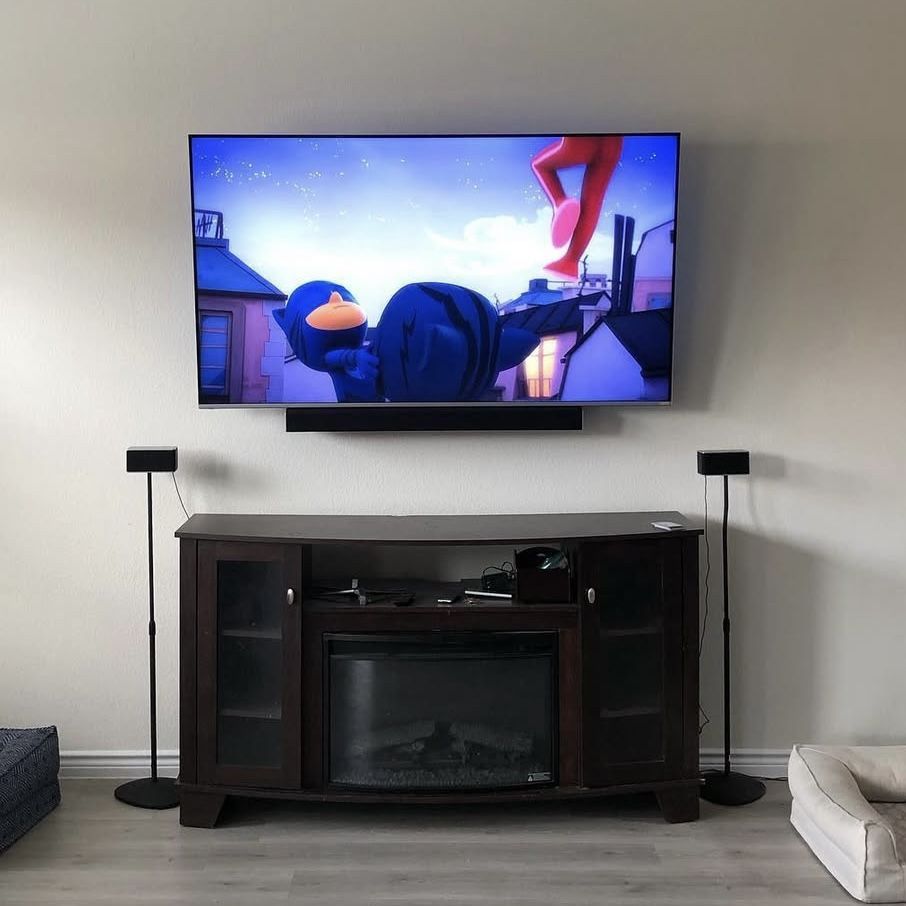 TV MOUNT