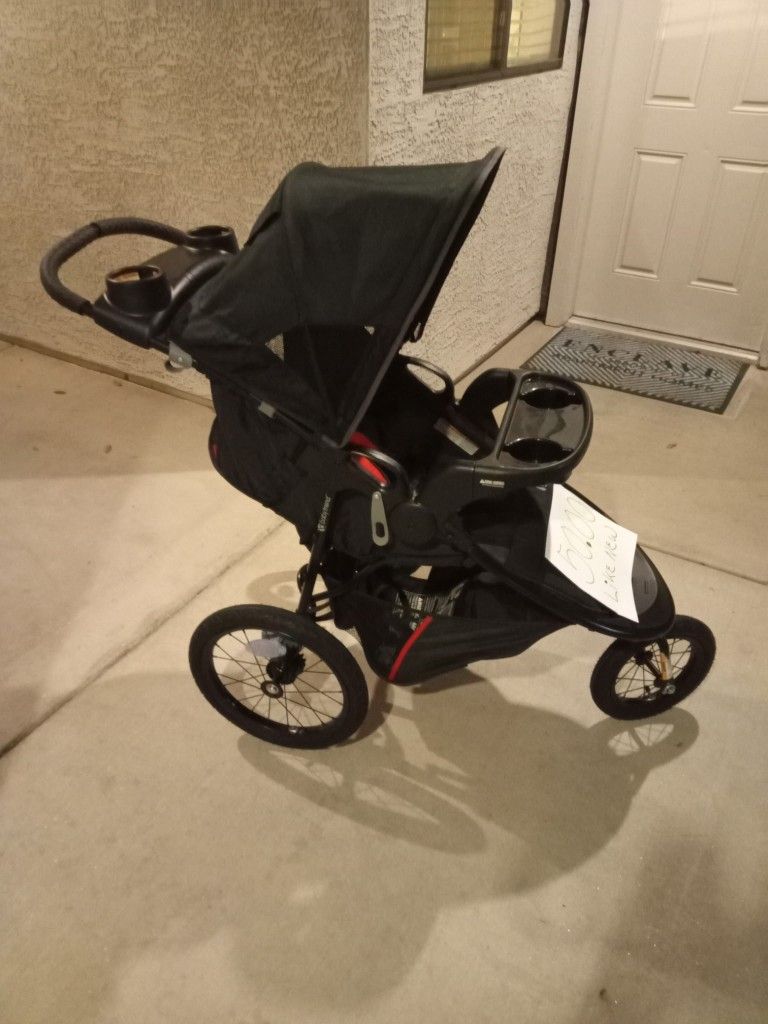 Baby trend 3 Wheel Baby Stroller, Jogger. Like New, Gently Used A few Times Only. See Pictures And Description